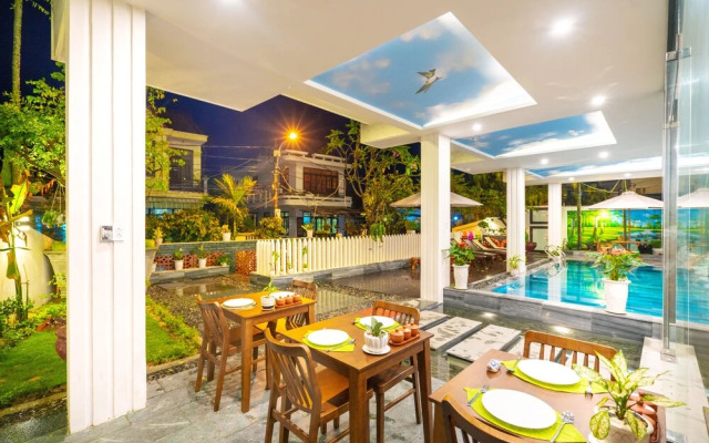 Hoi An Grace River Villa