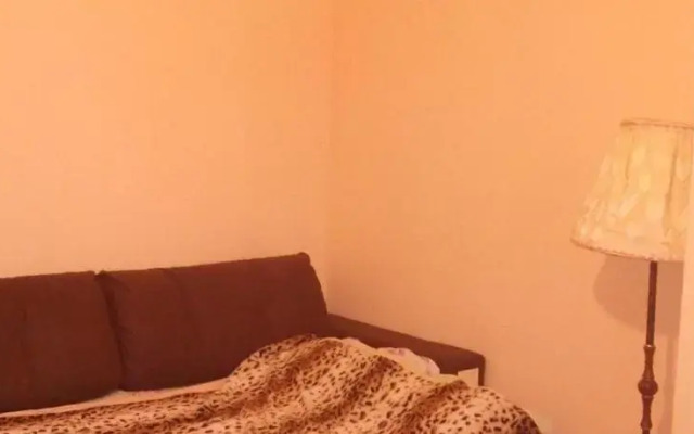 На Параллельная 9