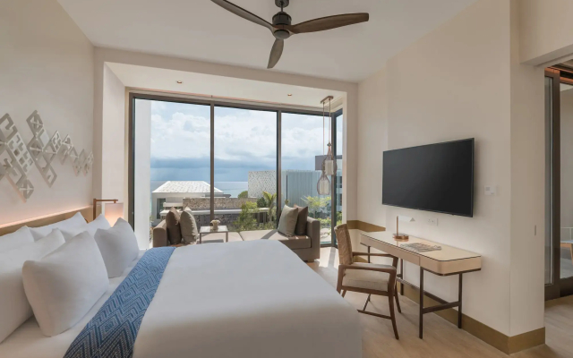 Crimson Resort & Spa Boracay