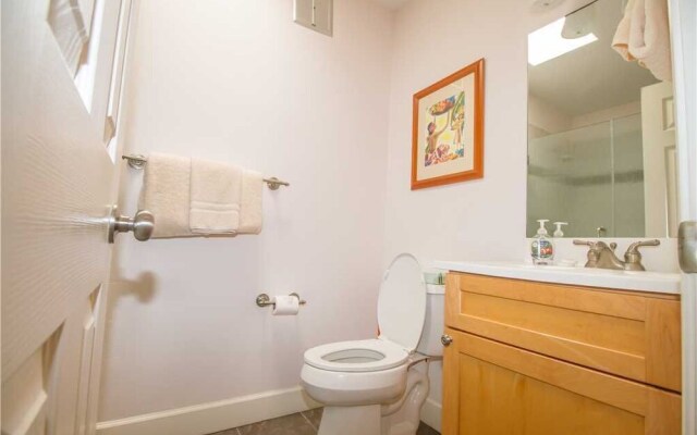 Kahana Sunset D2 - Two Bedroom Condo