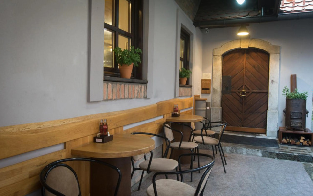 GLUTEN FREE Bed & Breakfast Dezela Okusov