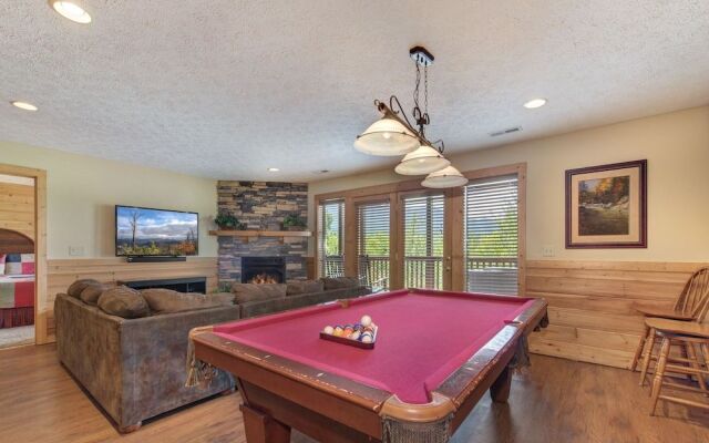 Eagles Point Lodge
