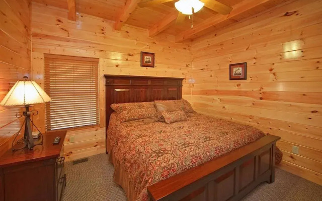Hilltop Hideaway