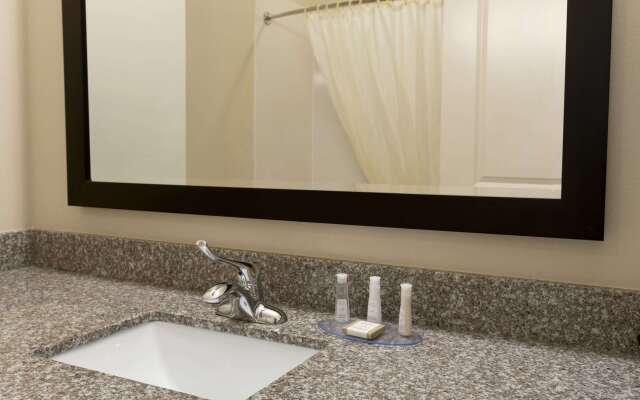 Baymont by Wyndham Victoria