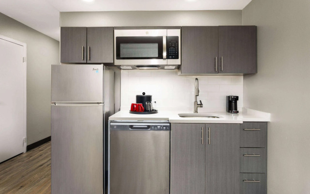 Hawthorn Extended Stay by Wyndham Ellsworth / Bar Harbor