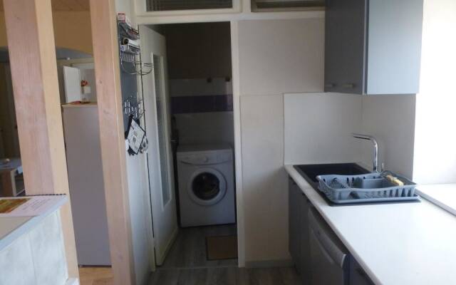 Property With 2 Bedrooms in Rougemont