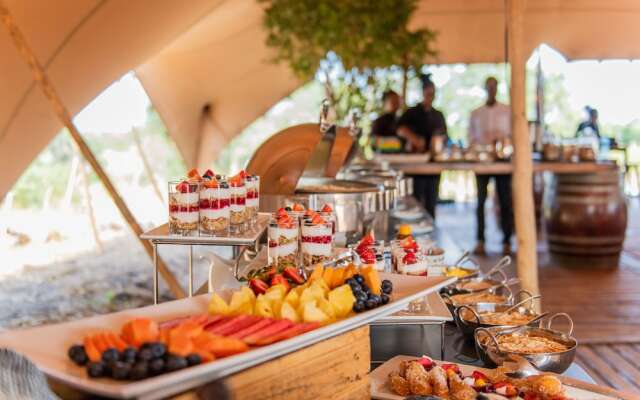 Kruger Untamed - Tshokwane River Camp