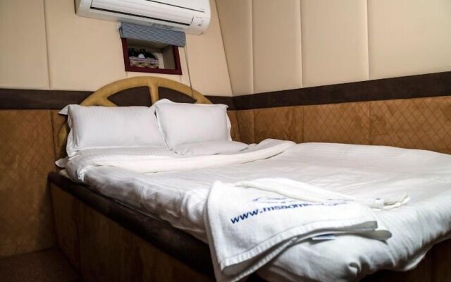 Rubba Luxury Yacht