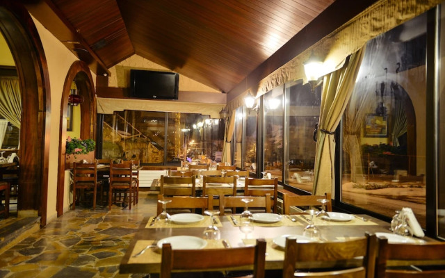 Le Cedrus Hotel