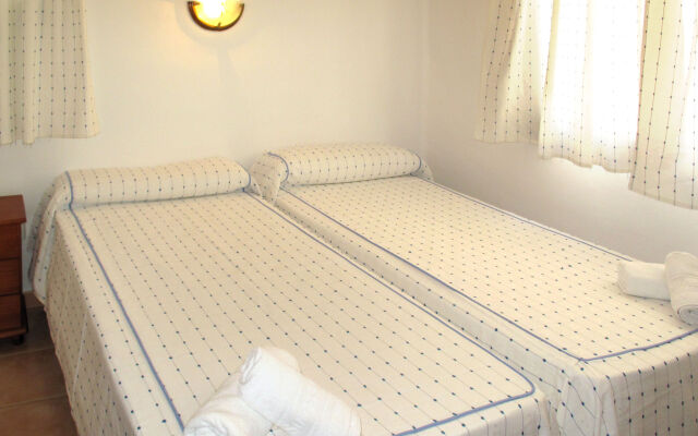 Holiday Home Sunsea Village - CLP606