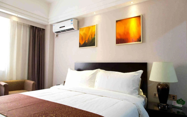Zhuhai Aqueen Hotel
