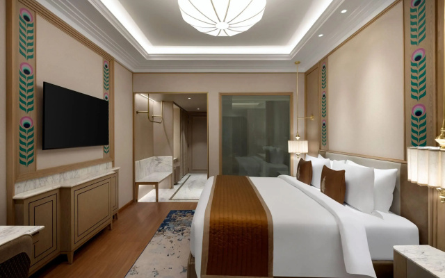 Wyndham Grand Udaipur Fateh Sagar Lake