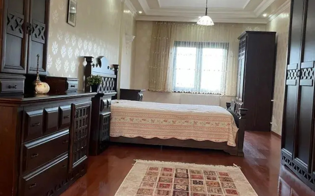 Serene Luxury Villa With Private Pool in Yalova