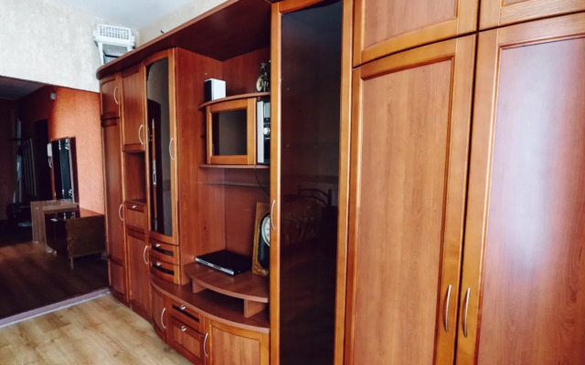 Апартаменты на улице Выучейского 16