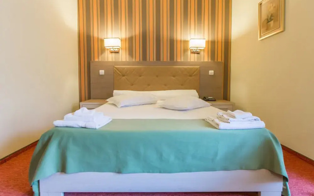 Diana Resort