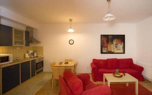 Aboriginal Budapest Apartments