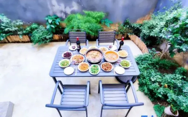 Old Western-Style Villa Suite Homestay (Shaanxi South Road)