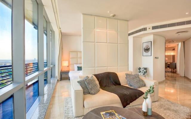 Luxury Apartment Steps Away From Everything!