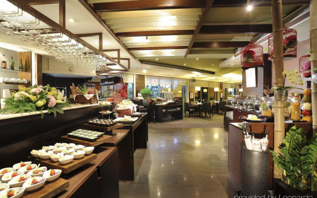 Pacific Business Hotel