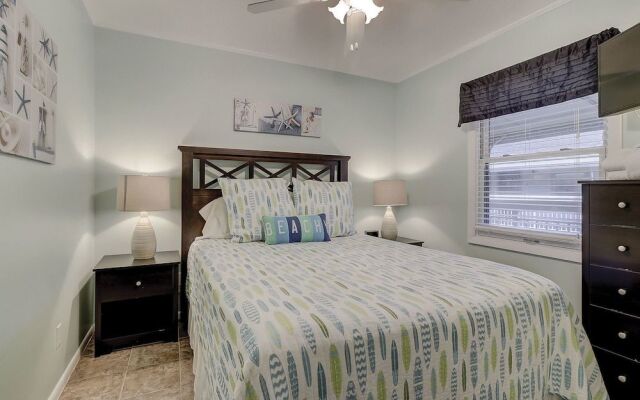 Breakers 320 by RedAwning