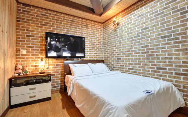 Yeosu Odongdo Pension