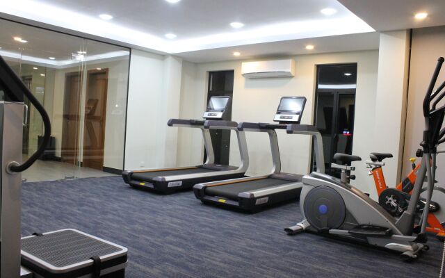 Malis the Residence & Hotel