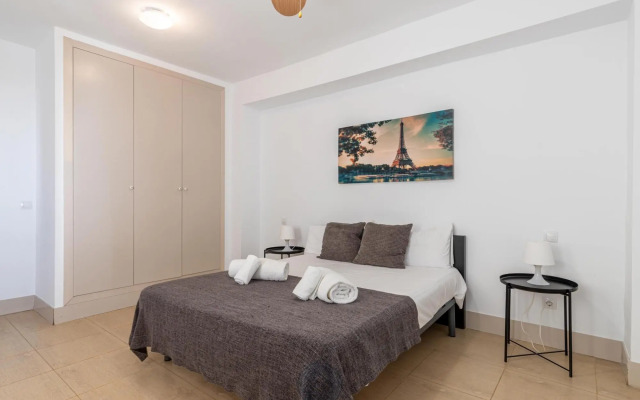 CERVANTES Apartment 36 2BT 1BR