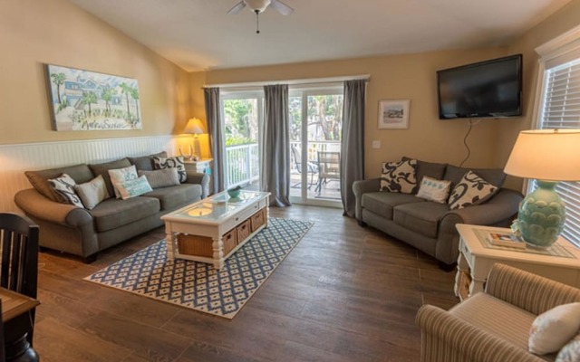 Marina Sunrise Apartment 3