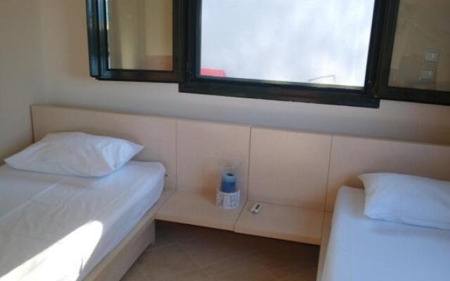 Βιλα 170 τμ με πανοραμικη θεα στον κολπο του Θεολόγου