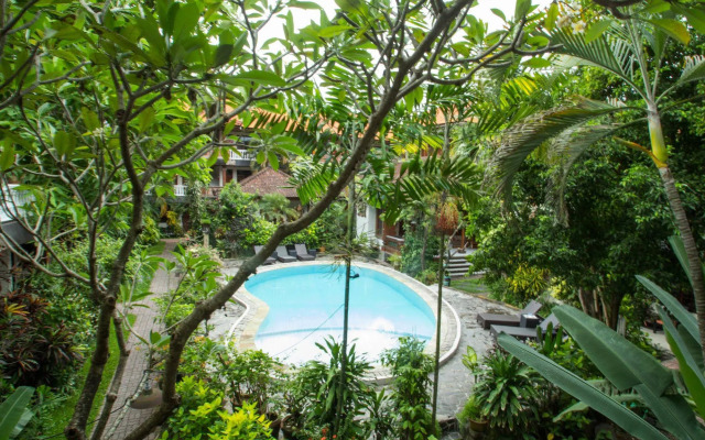 Simpang Inn