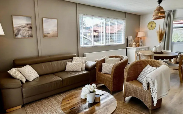 Bungalow in Park With Fenced Garden