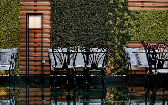 Antigon Urban Chic Hotel