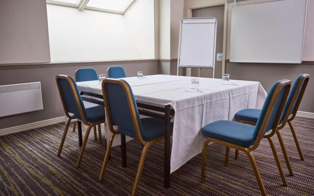 Holiday Inn Northampton West M1, Jct 16 by IHG