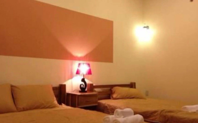 Thuyhouse Resort