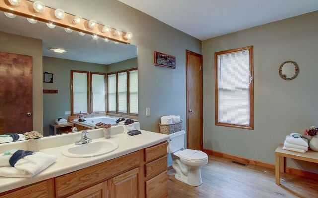 Dreamweaver 1 Bedroom 1 Bathroom Cabin