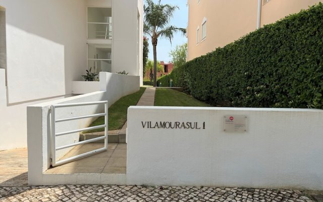 Vilamoura Typical 1 With Pool by Homing
