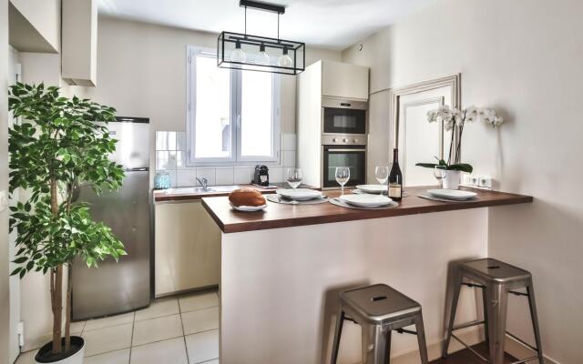 B 831 - Family Apartment - Montparnasse