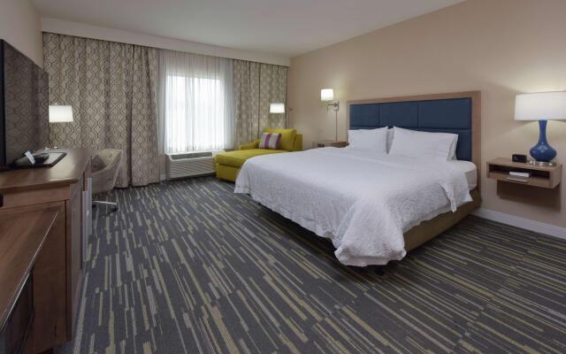 Hampton Inn & Suites Seattle/Redmond