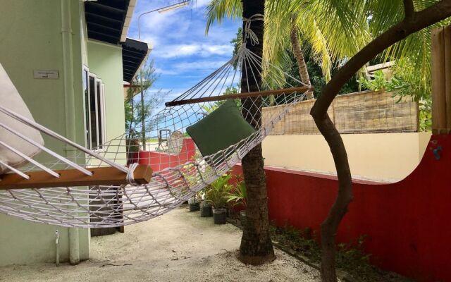 Huraa East Inn