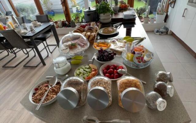 James Clow Bed & Breakfast