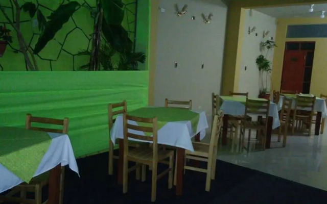 Hostal Praga Inn