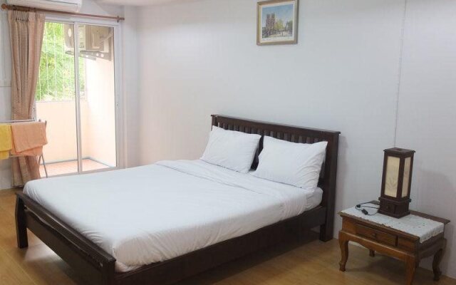 Somjit House