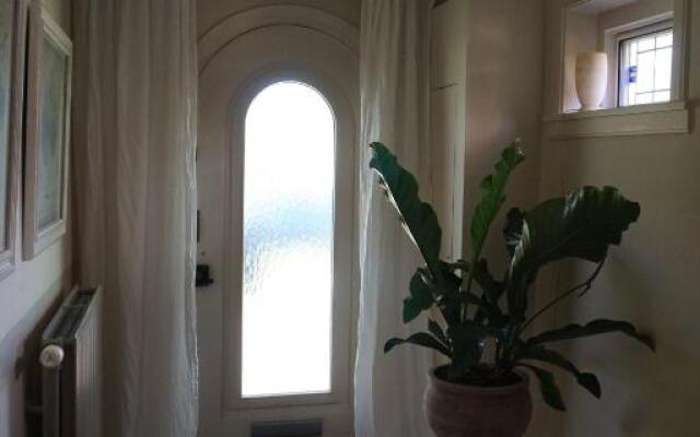 Perfectly located private room Oaks and Beeches