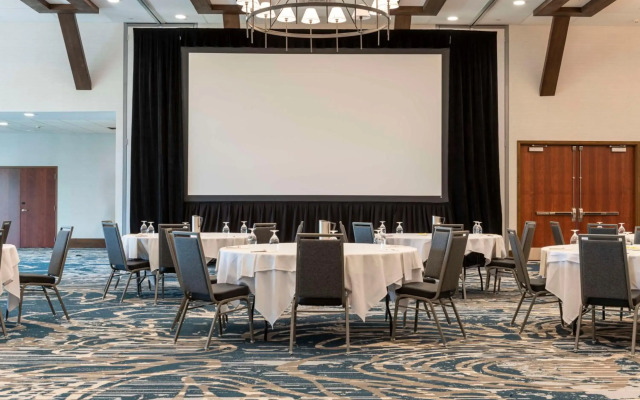 Hotel Canandaigua, Tapestry Collection by Hilton