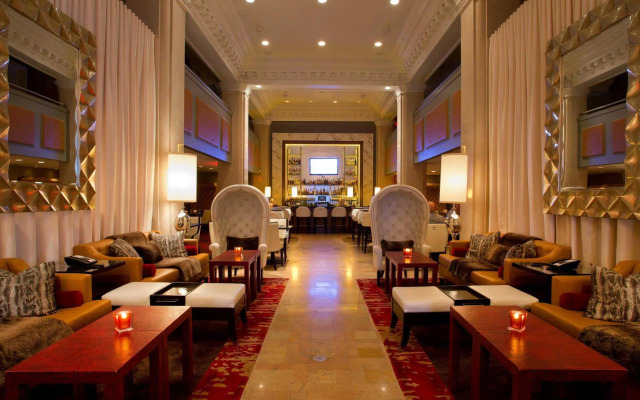 Ambassador Hotel Kansas City, Autograph Collection