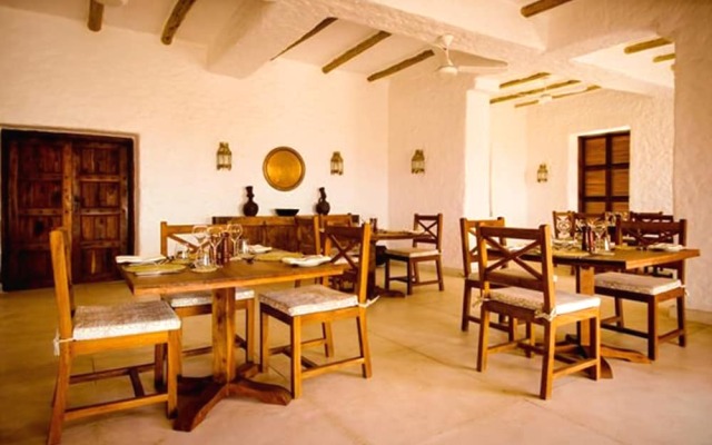 Ziwani Lodge