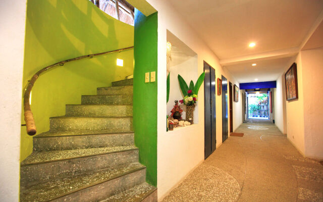 Hannah Hotel