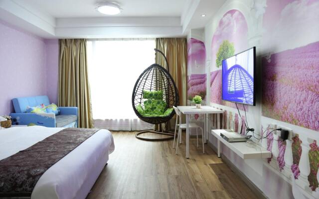 Yicheng Hotel East Railway Station