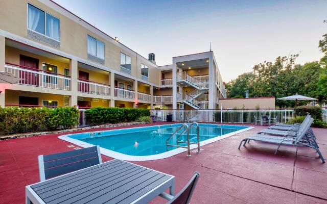Quality Inn Orlando Near International Drive