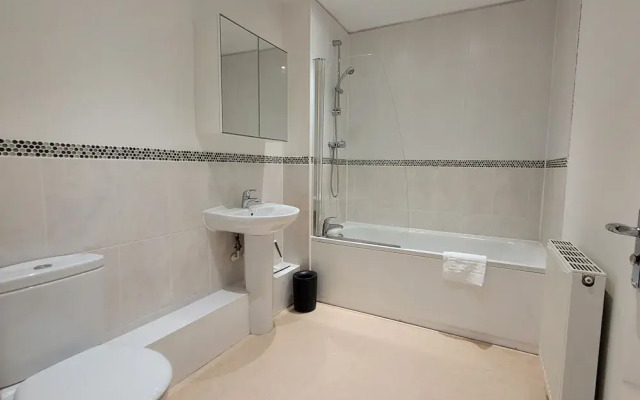 House of 4 Chimneys by Your Lettings UK